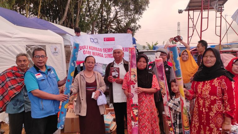 DQ Salurkan Bantuan Bencana dari Warga Singapura kepada Korban Gempa Cianjur