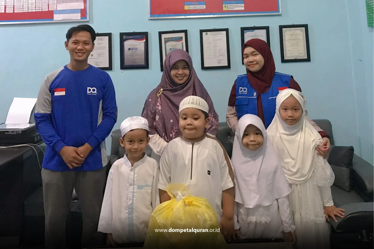 DQ HSU dan PAUD IT Nurul 'Ilmi Mendistribusikan Nasi Bungkus Jum'at Berkah