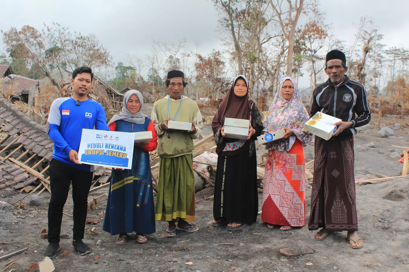 DQ Dirikan Posko Darurat dan Dapur Umum serta Salurkan Bantuan untuk Warga Terdampak Erupsi Semeru