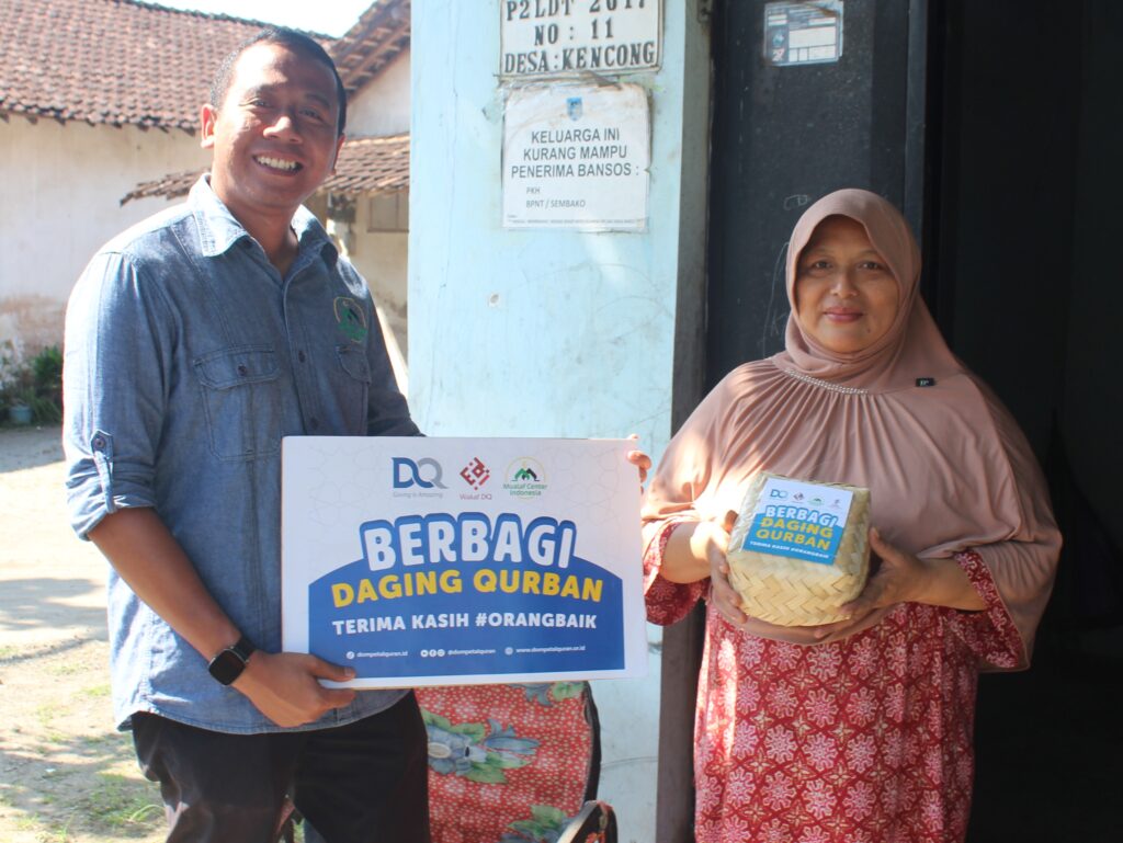 LAZNAS DQ Salurkan Qurban untuk Warga di Daerah Kediri