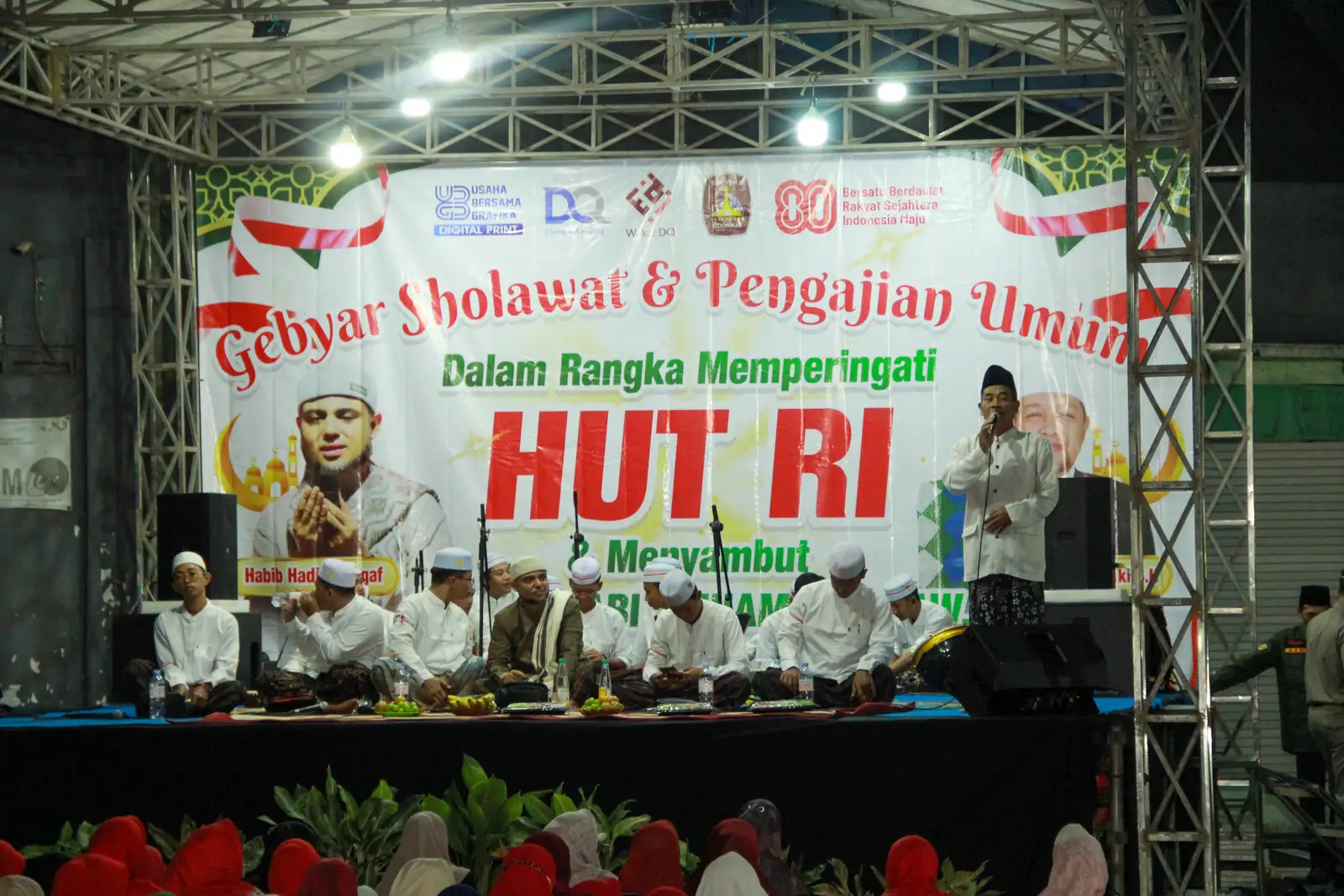 Semarak Kemerdekaan, DQ Meriahkan HUT RI ke-80 dengan Gebyar Sholawat dan Pengajian Umum
