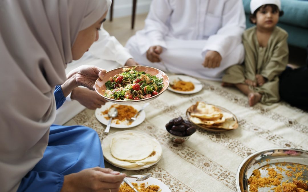 Buka Puasa Bersama Sambil Belajar Islam